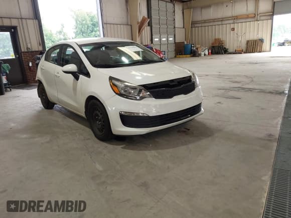 ✅ 2017 Kia Rio LX • VIN: KNADM4A37H6010584 • Lot: 43346563. Wystawiony na IAAI z przebiegiem 88 611 mil. Bezpłatny archiwum sprzedaży aukcyjnych z USA i szczegółowy raport historii pojazdu na DreamBid. Zdjęcie 1.