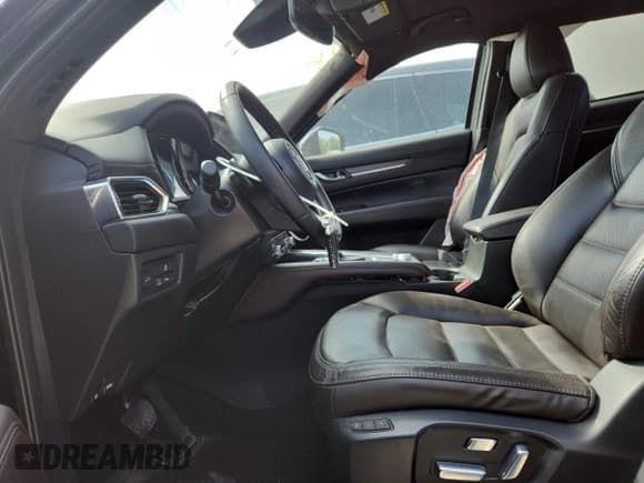 ✅ 2022 Mazda CX-5 Signature • VIN: JM3KFBXY1N0622071 • Lot: 80281215. Wystawiony na Copart z przebiegiem 55 735 mil. Bezpłatny archiwum sprzedaży aukcyjnych z USA i szczegółowy raport historii pojazdu na DreamBid. Zdjęcie 7.