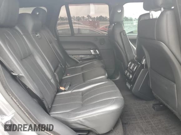 ✅ 2017 Land Rover Range Rover • VIN: SALGS2FE7HA355219 • Lot: 69819065. Wystawiony na Copart z przebiegiem 123 666 mil. Bezpłatny archiwum sprzedaży aukcyjnych z USA i szczegółowy raport historii pojazdu na DreamBid. Zdjęcie 11.