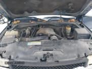 ✅ 2001 Chevrolet Silverado 2500HD LS • VIN: 1GCHK29G71E199447 • Lot: 41465756. Wystawiony na IAAI z przebiegiem 263 058 mil. Bezpłatny archiwum sprzedaży aukcyjnych z USA i szczegółowy raport historii pojazdu na DreamBid. Zdjęcie 10.