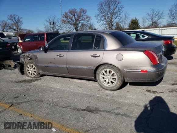 ✅ 2008 Kia Amanti • VIN: KNALD125985145226 • Lot: 82889754. Listed on Copart with 166,711 mi. Free auction sales archive from the USA and detailed vehicle history report at DreamBid. Image 2.