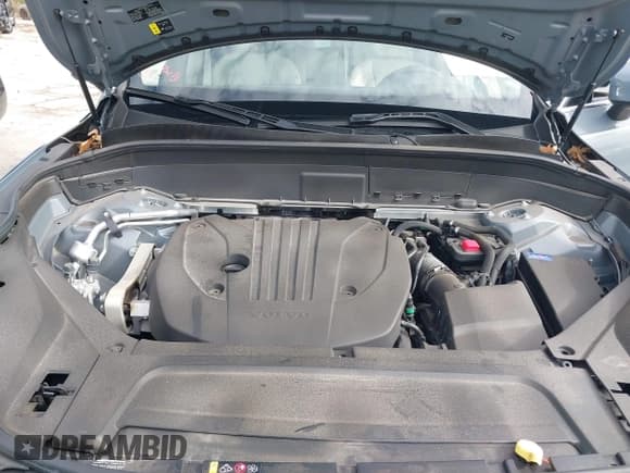 ✅ 2023 Volvo XC90 Plus • VIN: YV4L12PNXP1983388 • Lot: 41310594. Listed on IAAI with 17,780 mi. Free auction sales archive from the USA and detailed vehicle history report at DreamBid. Image 10.