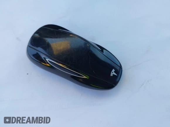 ✅ 2018 Tesla Model S 75D • VIN: 5YJSA1E24JF293359 • Lot: 43749965. Listed on IAAI with 69,801 mi. Free auction sales archive from the USA and detailed vehicle history report at DreamBid. Image 11.