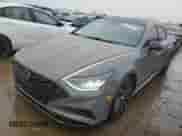 2020 Hyundai Sonata SEL Plus с VIN 5NPEJ4J23LH003864, выставлен на аукционе Copart как лот 66264052 с пробегом 79 471 миль миль и . История ставок и продаж доступна на DreamBid. Изображение 2.