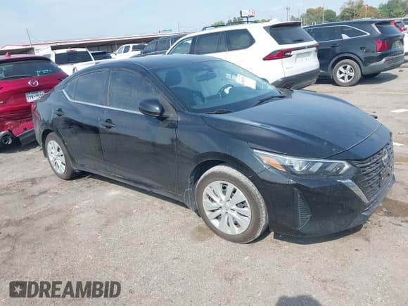 ✅ 2024 Nissan Sentra S • VIN: 3N1AB8BVXRY240524 • Lot: 43519731. Listed on IAAI with 72,539 mi. Free auction sales archive from the USA and detailed vehicle history report at DreamBid. Image 1.