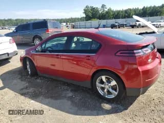 ✅ 2013 Chevrolet Volt • VIN: 1G1RD6E40DU121631 • Lot: 68690484. Wystawiony na Copart z przebiegiem 32 772 mil. Bezpłatny archiwum sprzedaży aukcyjnych z USA i szczegółowy raport historii pojazdu na DreamBid. Zdjęcie 2.