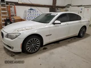 ✅ 2010 BMW 7 Series 750i xDrive • VIN: WBAKC6C57ACL67811 • Лот: 93270825. Опубликован ранее на Copart с пробегом 183 890 миль. Бесплатный доступ к архиву аукционных продаж из США и подробный отчёт об истории автомобиля на DreamBid. Изображение 1.