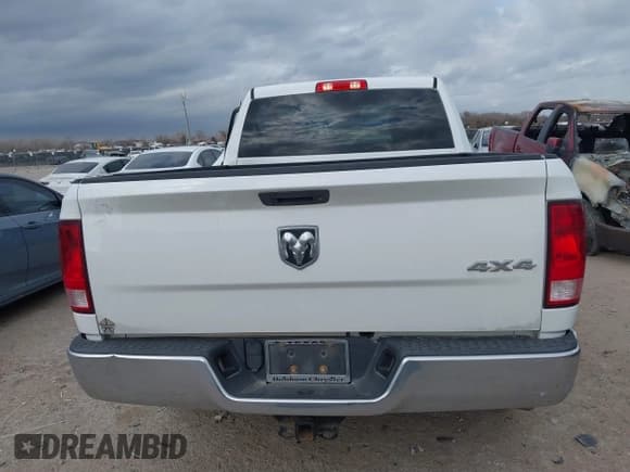 ✅ 2018 Ram 1500 Express • VIN: 3C6JR7AT7JG173532 • Лот: 41179211. Опубликован ранее на IAAI с пробегом 138 703 миль. Бесплатный доступ к архиву аукционных продаж из США и подробный отчёт об истории автомобиля на DreamBid. Изображение 16.
