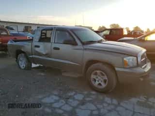 2007 Dodge Dakota SLT с VIN 1D7HE48K17S111596, выставлен на аукционе Copart как лот 72430874 с пробегом 101 681 миль миль и Списание • Salvage title. История ставок и продаж доступна на DreamBid. Изображение 4.