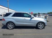 ✅ 2013 Mercedes-Benz M 350 • VIN: 4JGDA5JB7DA155846 • Lot: 42735947. Wystawiony na IAAI z przebiegiem 94 296 mil. Bezpłatny archiwum sprzedaży aukcyjnych z USA i szczegółowy raport historii pojazdu na DreamBid. Zdjęcie 13.