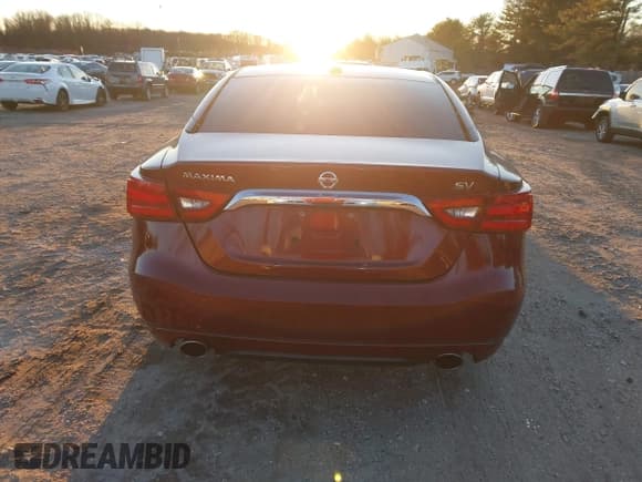✅ 2017 Nissan Maxima SV • VIN: 1N4AA6AP7HC443827 • Lot: 43926649. Listed on IAAI with 103,907 mi. Free auction sales archive from the USA and detailed vehicle history report at DreamBid. Image 16.