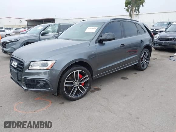 ✅ 2017 Audi SQ5 Premium Plus • VIN: WA1CCAFP9HA078517 • Lot: 42973468. Listed on IAAI with 126,273 mi. Free auction sales archive from the USA and detailed vehicle history report at DreamBid. Image 2.