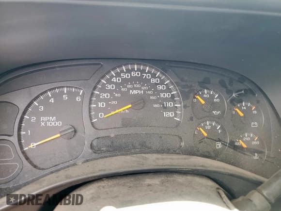 ✅ 2003 Chevrolet Silverado 2500HD LS • VIN: 1GCHC29UX3E196435 • Lot: 60492845. Listed on Copart with Not provided. Free auction sales archive from the USA and detailed vehicle history report at DreamBid. Image 9.