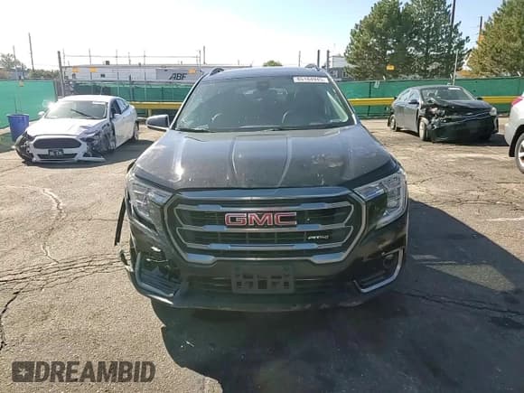✅ 2022 GMC Terrain AT4 • VIN: 3GKALYEV4NL312755 • Lot: 85184945. Listed on Copart with 32,251 mi. Free auction sales archive from the USA and detailed vehicle history report at DreamBid. Image 13.