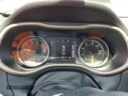 ✅ 2016 Jeep Cherokee Latitude • VIN: 1C4PJMCS4GW244242 • Lot: 59059295. Wystawiony na Copart z przebiegiem 166 522 mil. Bezpłatny archiwum sprzedaży aukcyjnych z USA i szczegółowy raport historii pojazdu na DreamBid. Zdjęcie 9.