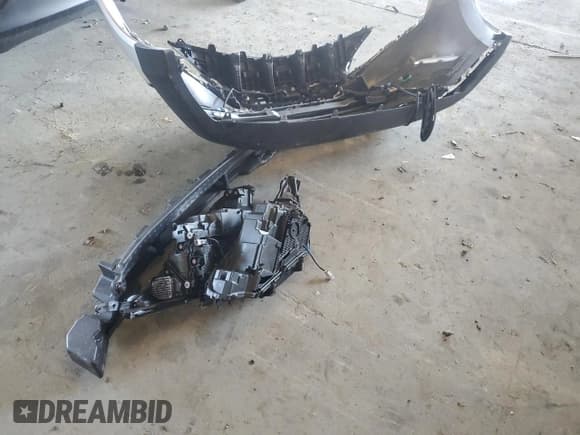 ✅ 2024 Toyota Venza XLE • VIN: JTEAAAAH7RJ152937 • Лот: 81795875. Опубликован ранее на Copart с пробегом 13 291 миль. Бесплатный доступ к архиву аукционных продаж из США и подробный отчёт об истории автомобиля на DreamBid. Изображение 13.