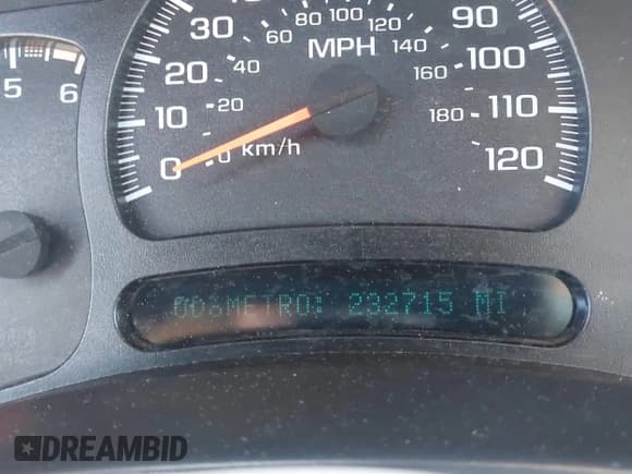 ✅ 2004 Chevrolet Silverado 2500HD LS • VIN: 1GCHC23U64F186697 • Лот: 41851795. Опубликован ранее на IAAI с пробегом 232 715 миль. Бесплатный доступ к архиву аукционных продаж из США и подробный отчёт об истории автомобиля на DreamBid. Изображение 15.