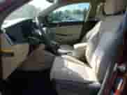 2017 Hyundai Tucson SE с VIN KM8J3CA42HU454202, выставлен на аукционе Copart как лот 84864045 с пробегом 60 539 миль миль и Списание • Salvage title. История ставок и продаж доступна на DreamBid. Изображение 7.