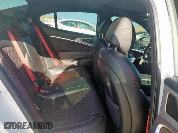 ✅ 2022 Genesis G70 3.3T • VIN: KMTG54TE0NU083316 • Lot: 65758145. Listed on Copart with 64,694 mi. Free auction sales archive from the USA and detailed vehicle history report at DreamBid. Image 10.