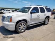 ✅ 2010 GMC Yukon SLT • VIN: 1GKUCCE08AR284790 • Lot: 66235625. Listed on Copart with 258,058 mi. Free auction sales archive from the USA and detailed vehicle history report at DreamBid. Image 1.