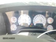 ✅ 2008 Dodge 1500 SLT • VIN: 1D7HU18298S576095 • Lot: 91108675. Wystawiony na Copart z przebiegiem 368 599 mil. Bezpłatny archiwum sprzedaży aukcyjnych z USA i szczegółowy raport historii pojazdu na DreamBid. Zdjęcie 9.