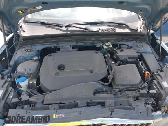 ✅ 2023 Volvo XC40 Ultimate Bright Theme • VIN: YV4L12UF8P2085671 • Лот: 43042130. Опубликован ранее на IAAI с пробегом 23 910 миль. Бесплатный доступ к архиву аукционных продаж из США и подробный отчёт об истории автомобиля на DreamBid. Изображение 10.