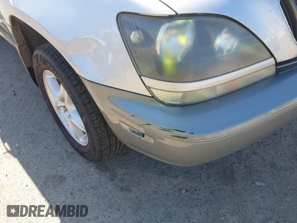 ✅ 1999 Lexus RX 300 • VIN: JT6HF10UXX0038928 • Lot: 42772317. Wystawiony na IAAI z przebiegiem 457 609 mil. Bezpłatny archiwum sprzedaży aukcyjnych z USA i szczegółowy raport historii pojazdu na DreamBid. Zdjęcie 13.