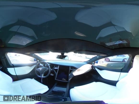 ✅ 2019 Tesla Model S 75D • VIN: 5YJSA1E27KF333645 • Lot: 41647989. Listed on IAAI with 52,528 mi. Free auction sales archive from the USA and detailed vehicle history report at DreamBid. Image 21.