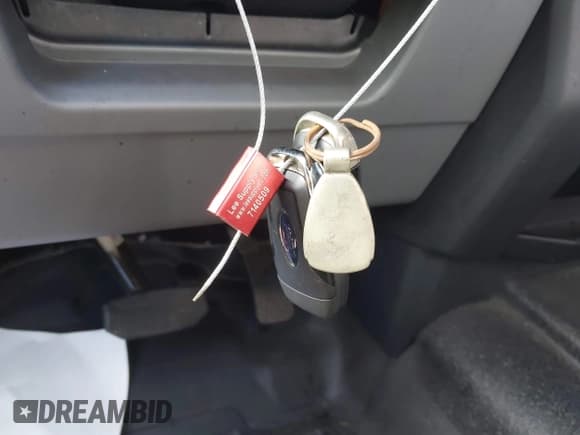 ✅ 2024 Ford F-250 XL • VIN: 1FT7X2BA8REC26461 • Лот: 43402073. Опубликован ранее на IAAI с пробегом Не указан. Бесплатный доступ к архиву аукционных продаж из США и подробный отчёт об истории автомобиля на DreamBid. Изображение 11.