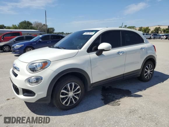 ✅ 2017 FIAT 500X Pop • VIN: ZFBCFXAH6HP517849 • Lot: 68675514. Listed on Copart with 143,593 mi. Free auction sales archive from the USA and detailed vehicle history report at DreamBid. Image 1.
