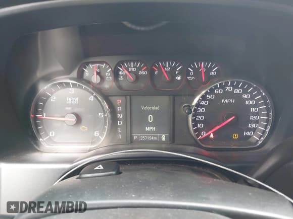 ✅ 2017 Chevrolet Silverado 2500HD Work Truck • VIN: 1GC1KUEG4HF237787 • Lot: 43037501. Listed on IAAI with 257,194 mi. Free auction sales archive from the USA and detailed vehicle history report at DreamBid. Image 7.