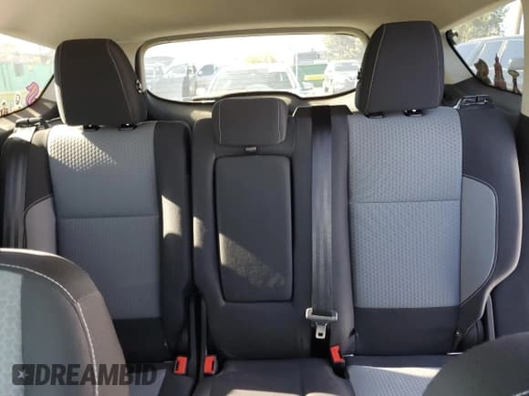 ✅ 2019 Ford Escape SE • VIN: 1FMCU9GD4KUB07316 • Лот: 91244155. Опубликован ранее на Copart с пробегом 166 149 миль. Бесплатный доступ к архиву аукционных продаж из США и подробный отчёт об истории автомобиля на DreamBid. Изображение 10.