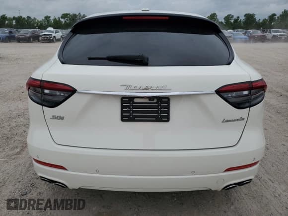 ✅ 2021 Maserati Levante S • VIN: ZN661YUA4MX370310 • Лот: 55231085. Опубликован ранее на Copart с пробегом 28 871 миль. Бесплатный доступ к архиву аукционных продаж из США и подробный отчёт об истории автомобиля на DreamBid. Изображение 6.