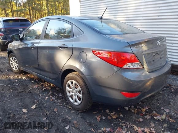 ✅ 2012 Hyundai Accent GLS • VIN: KMHCT4AE9CU137887 • Лот: 43679156. Опубликован ранее на IAAI с пробегом 112 520 миль. Бесплатный доступ к архиву аукционных продаж из США и подробный отчёт об истории автомобиля на DreamBid. Изображение 3.