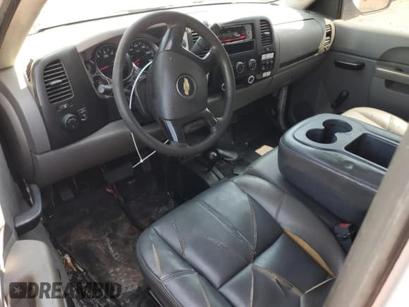 ✅ 2013 Chevrolet Silverado 2500HD Work Truck • VIN: 1GC2KVCG0DZ161569 • Лот: 62677595. Опубликован ранее на Copart с пробегом 155 958 миль. Бесплатный доступ к архиву аукционных продаж из США и подробный отчёт об истории автомобиля на DreamBid. Изображение 8.