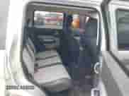 2008 Dodge Nitro SLT z VIN 1D8GT58K58W127412, wystawiony jako IAAI lot #41544874 z przebiegiem 232 748 mil mil oraz . Historia ofert i sprzedaży dostępna na DreamBid. Obrazek 8.