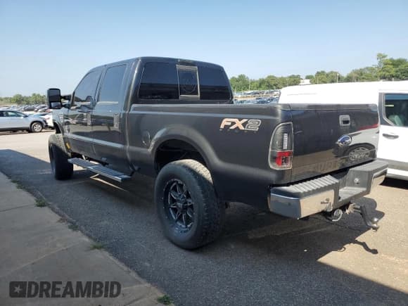 ✅ 2008 Ford F-250 XL • VIN: 1FTSW20518EA92569 • Lot: 59935275. Listed on Copart with 174,552 mi. Free auction sales archive from the USA and detailed vehicle history report at DreamBid. Image 2.
