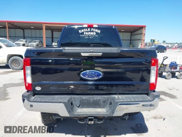 ✅ 2018 Ford F-250 XL • VIN: 1FT7W2BT3JEB65304 • Lot: 42325685. Listed on IAAI with 172,771 mi. Free auction sales archive from the USA and detailed vehicle history report at DreamBid. Image 16.