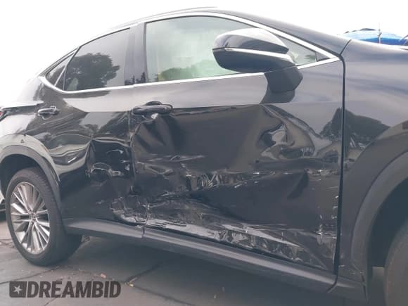 ✅ 2025 Lexus NX 350h Premium • VIN: 2T2GKCEZ6SC031663 • Lot: 42756168. Wystawiony na IAAI z przebiegiem 9 080 mil. Bezpłatny archiwum sprzedaży aukcyjnych z USA i szczegółowy raport historii pojazdu na DreamBid. Zdjęcie 18.