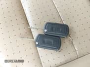 ✅ 2006 Land Rover LR3 SE • VIN: SALAE25456A379196 • Lot: 43265215. Listed on IAAI with 127,672 mi. Free auction sales archive from the USA and detailed vehicle history report at DreamBid. Image 11.