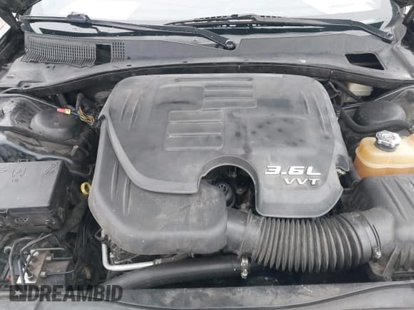 ✅ 2013 Chrysler 300 C • VIN: 2C3CCAEG4DH620971 • Lot: 41540690. Listed on IAAI with 194,003 mi. Free auction sales archive from the USA and detailed vehicle history report at DreamBid. Image 10.