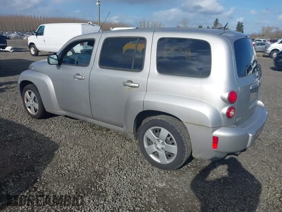 ✅ 2008 Chevrolet HHR LS • VIN: 3GNDA33D58S600118 • Lot: 41718861. Listed on IAAI with 109,790 mi. Free auction sales archive from the USA and detailed vehicle history report at DreamBid. Image 3.