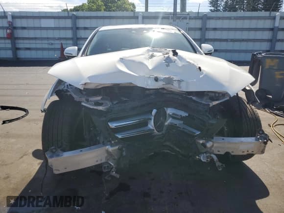 ✅ 2020 Mercedes-Benz E 450 • VIN: W1KZF6JB2LA827804 • Lot: 61747145. Listed on Copart with 58,265 mi. Free auction sales archive from the USA and detailed vehicle history report at DreamBid. Image 5.