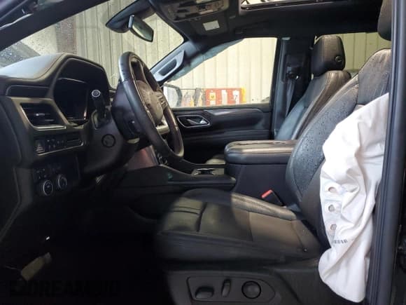 ✅ 2022 Chevrolet Suburban RST • VIN: 1GNSKEKD0NR339979 • Lot: 57858355. Listed on Copart with 20,359 mi. Free auction sales archive from the USA and detailed vehicle history report at DreamBid. Image 7.