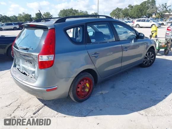 2010 Hyundai Elantra SE z VIN KMHDC8AE1AU082909, wystawiony jako IAAI lot #42992492 z przebiegiem 78 708 mil mil oraz . Historia ofert i sprzedaży dostępna na DreamBid. Obrazek 4.