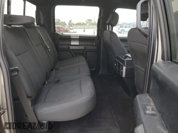 ✅ 2016 Ford F-150 XL • VIN: 1FTEW1CP3GKF81284 • Лот: 86723965. Опубликован ранее на Copart с пробегом 92 288 миль. Бесплатный доступ к архиву аукционных продаж из США и подробный отчёт об истории автомобиля на DreamBid. Изображение 10.