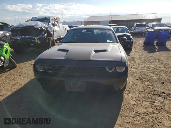 ✅ 2018 Dodge Challenger GT • VIN: 2C3CDZGG4JH235110 • Lot: 70253264. Wystawiony na Copart z przebiegiem Nie podano. Bezpłatny archiwum sprzedaży aukcyjnych z USA i szczegółowy raport historii pojazdu na DreamBid. Zdjęcie 5.