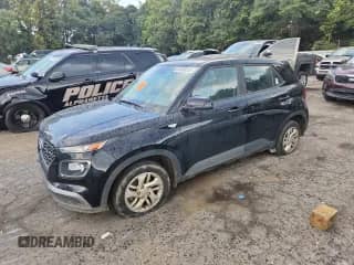 2023 Hyundai Venue SE с VIN KMHRB8A37PU219464, выставлен на аукционе Copart как лот 81093135 с пробегом 77 125 миль миль и Чистый • Clean title. История ставок и продаж доступна на DreamBid. Изображение 1.