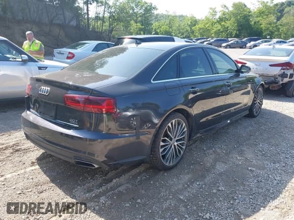 ✅ 2017 Audi A6 Premium • VIN: WAUF8AFC9HN066357 • Lot: 42569007. Listed on IAAI with 81,754 mi. Free auction sales archive from the USA and detailed vehicle history report at DreamBid. Image 4.