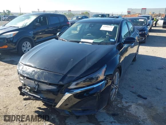 ✅ 2023 Nissan Altima SL • VIN: 1N4BL4EV6PN384753 • Lot: 42080171. Listed on IAAI with 31,585 mi. Free auction sales archive from the USA and detailed vehicle history report at DreamBid. Image 18.